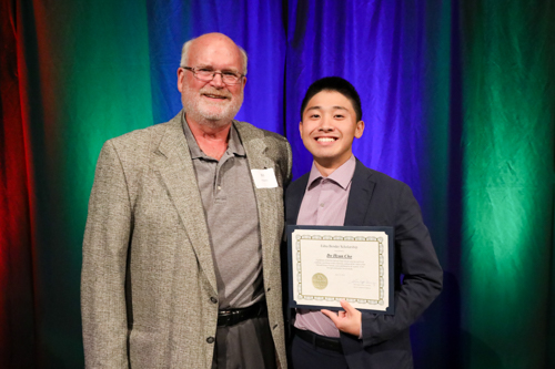 Bill Langbehn with 2023 recipient Do Hyun Cho.